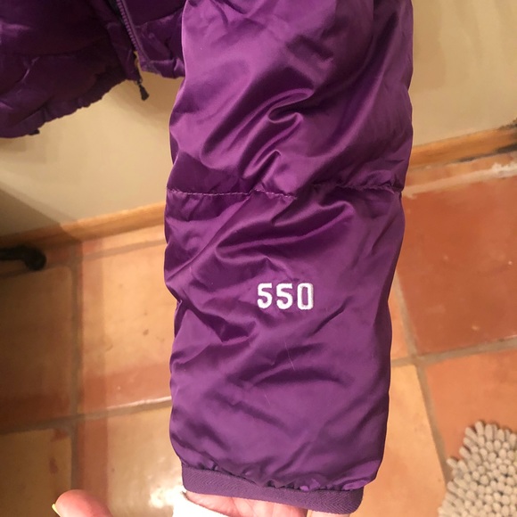 The North Face purple jacket 550 - Picture 4 of 4